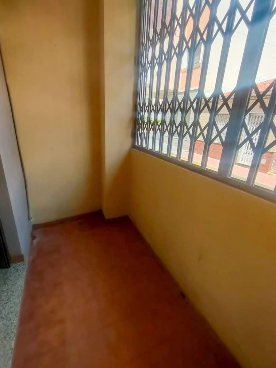 2 quarto Apartamento para arrendar em Torrevieja com piscina - 800 € (Ref: 9815472)