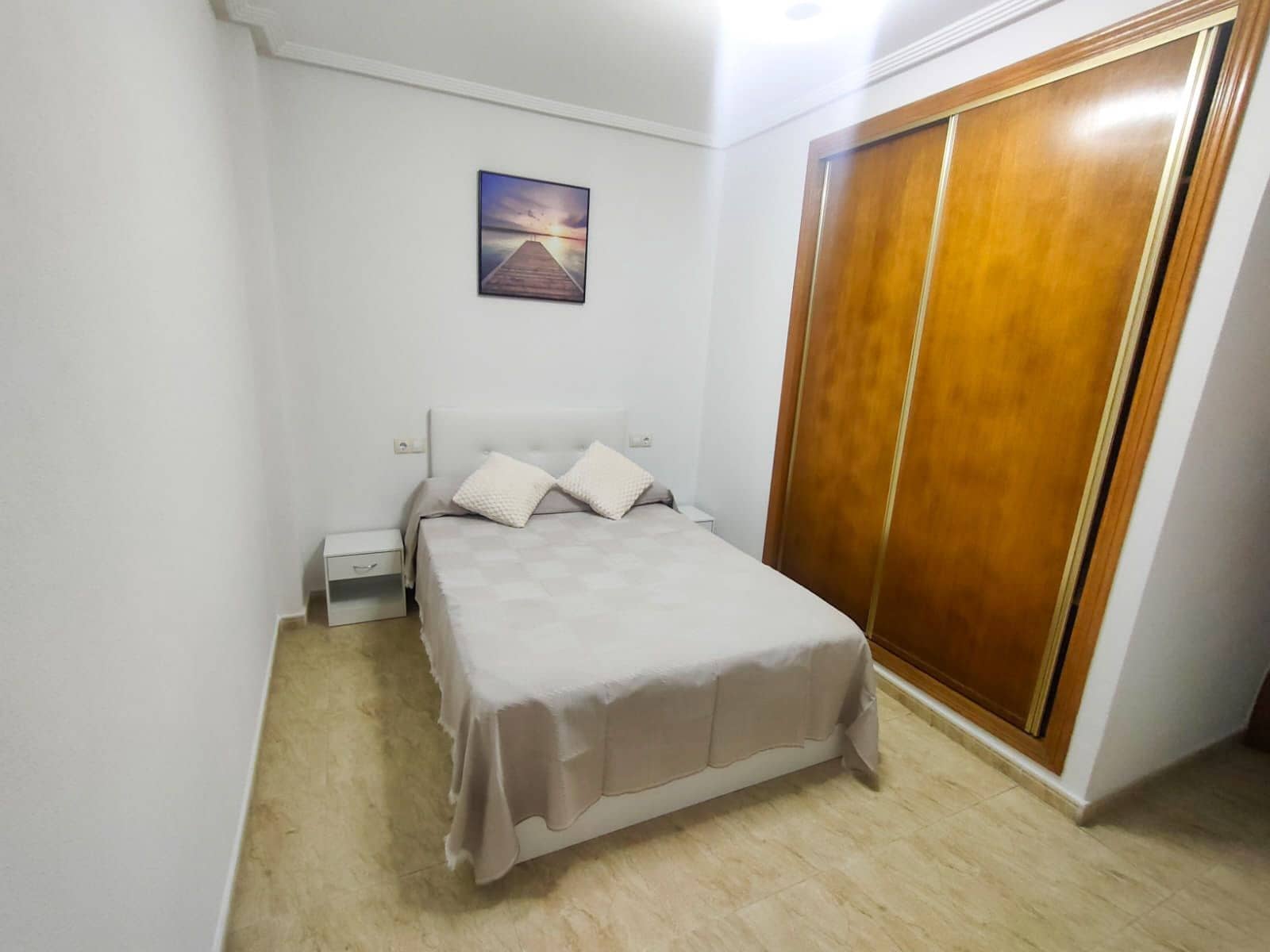 2 quarto Apartamento para arrendar em Torrevieja com piscina - 800 € (Ref: 9815472)