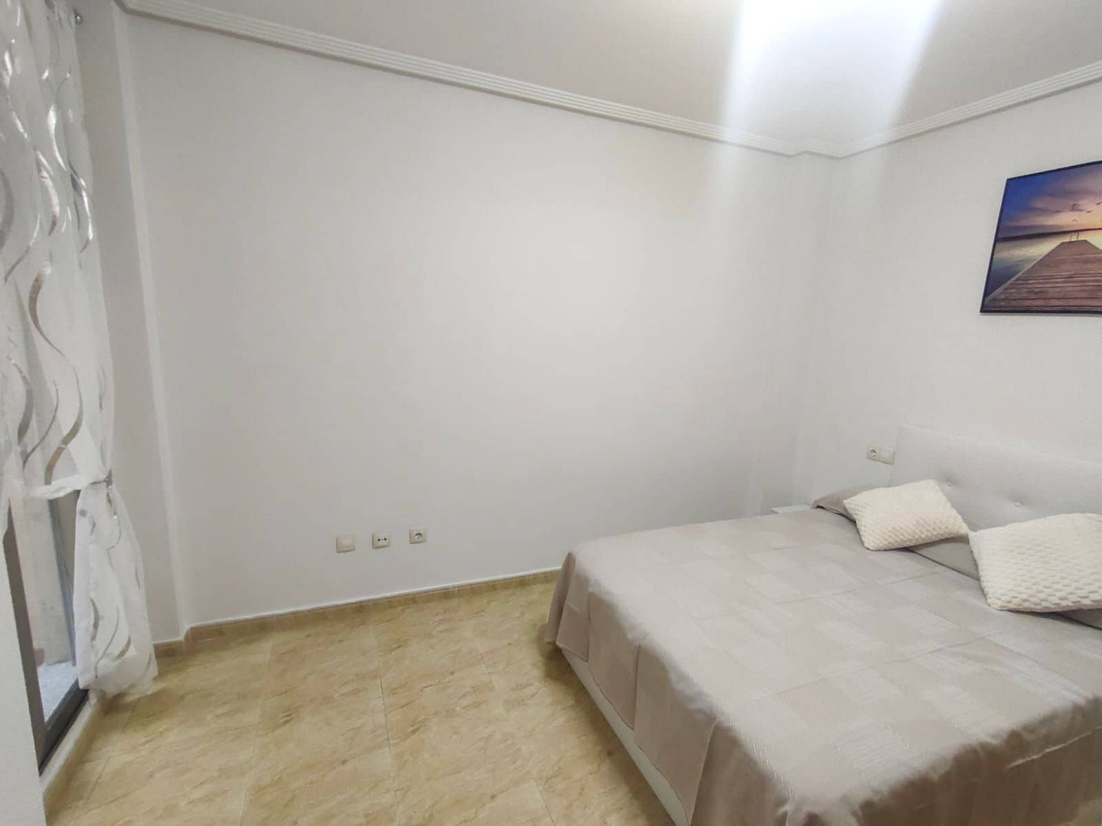 2 quarto Apartamento para arrendar em Torrevieja com piscina - 800 € (Ref: 9815472)