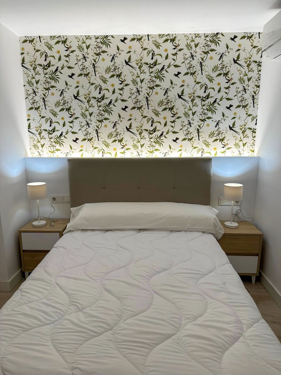 2 quarto Apartamento para arrendar em Torrevieja - 950 € (Ref: 9816973)