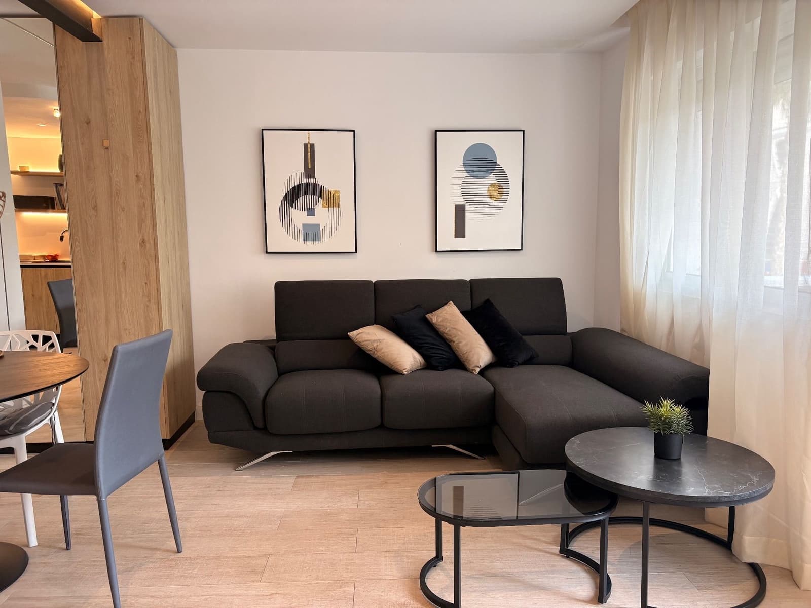 2 bedroom Flat for rent in Torrevieja - € 950 (Ref: 9816973)