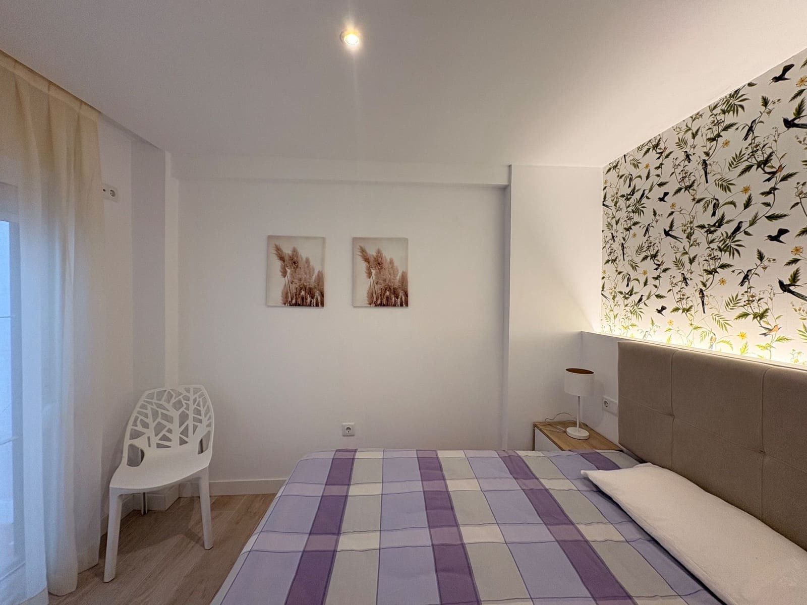 2 bedroom Flat for rent in Torrevieja - € 950 (Ref: 9816973)