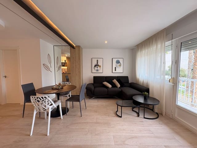 2 soverom Leilighet til leie i Torrevieja - € 950 (Ref: 9816973)
