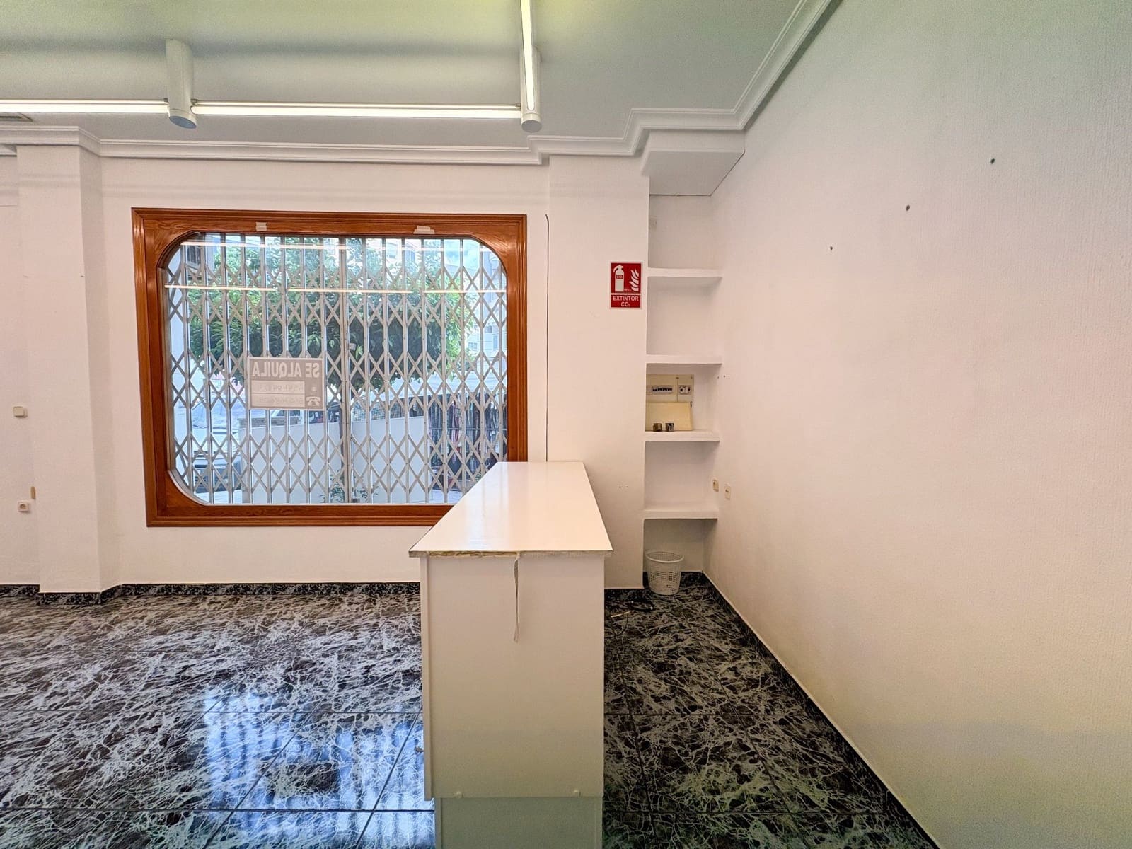 Erhverv til salg i Callosa de Segura - € 85.000 (Ref: 9819877)