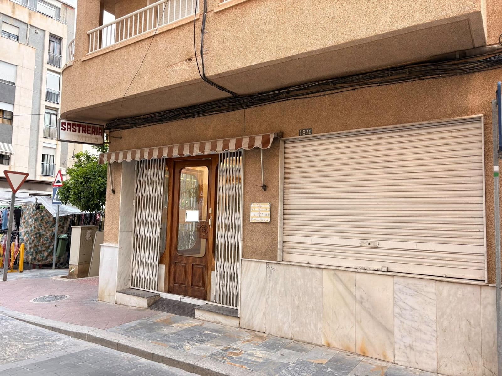 Commercieel te huur in Callosa de Segura - € 500 (Ref: 9819878)