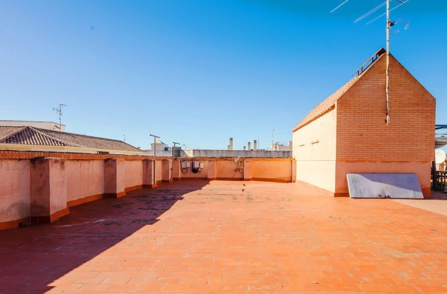 4 soverom Leilighet til leie i San Miguel de Salinas med garasje - € 950 (Ref: 9819880)