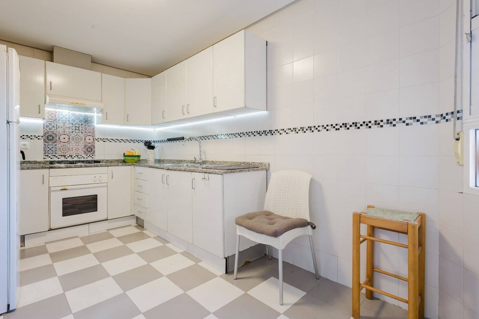 4 soverom Leilighet til leie i San Miguel de Salinas med garasje - € 950 (Ref: 9819880)