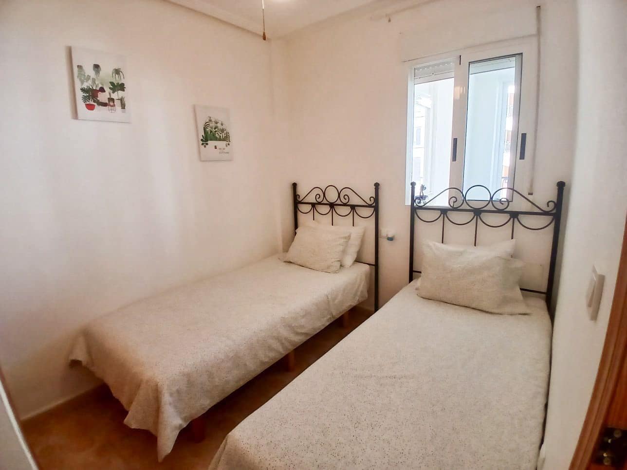 2 soverom Leilighet til leie i Orihuela Costa med svømmebasseng - € 950 (Ref: 9819881)
