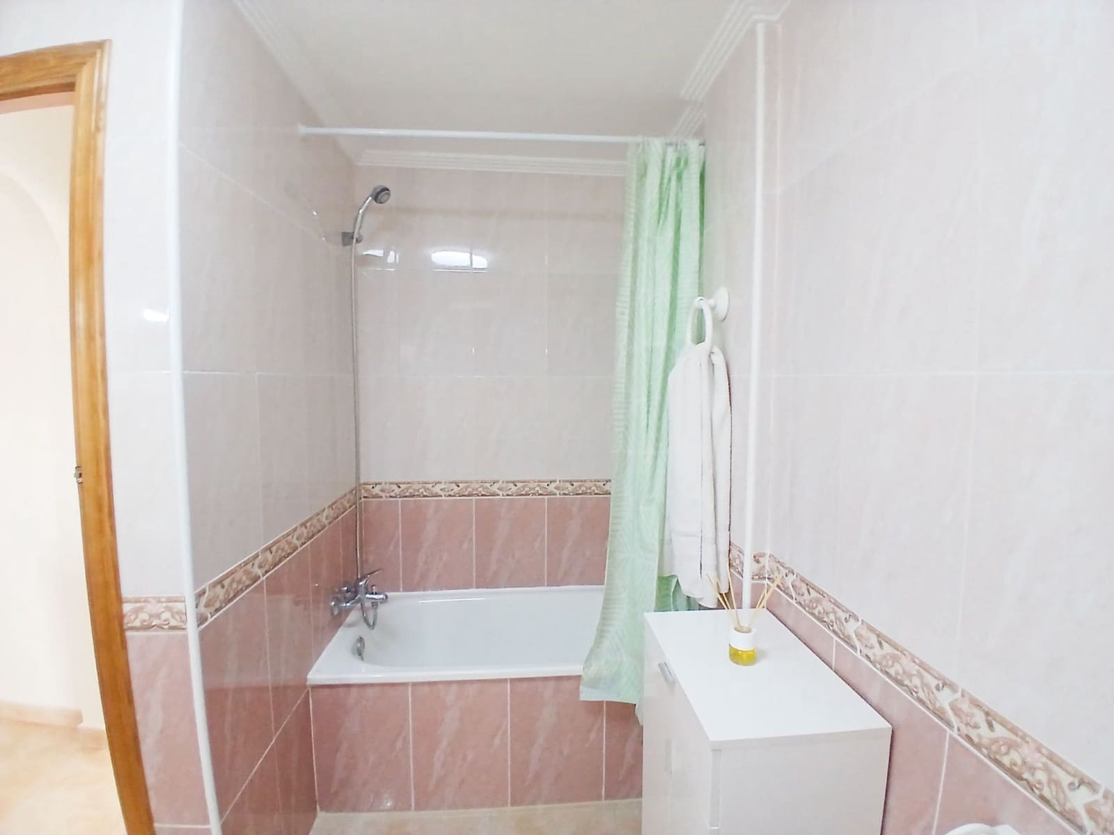 2 soverom Leilighet til leie i Orihuela Costa med svømmebasseng - € 950 (Ref: 9819881)
