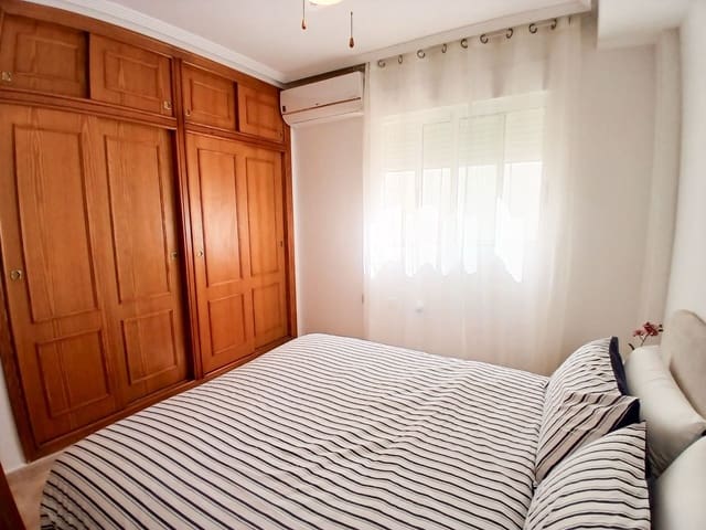 2 soverom Leilighet til leie i Orihuela Costa, Orihuela med svømmebasseng - € 950 (Ref: 9819881)