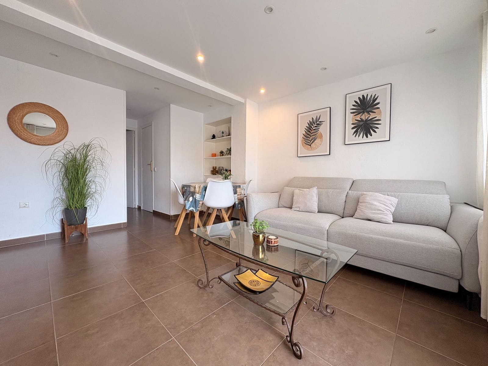 2 quarto Apartamento para arrendar em Torrevieja - 900 € (Ref: 9821795)