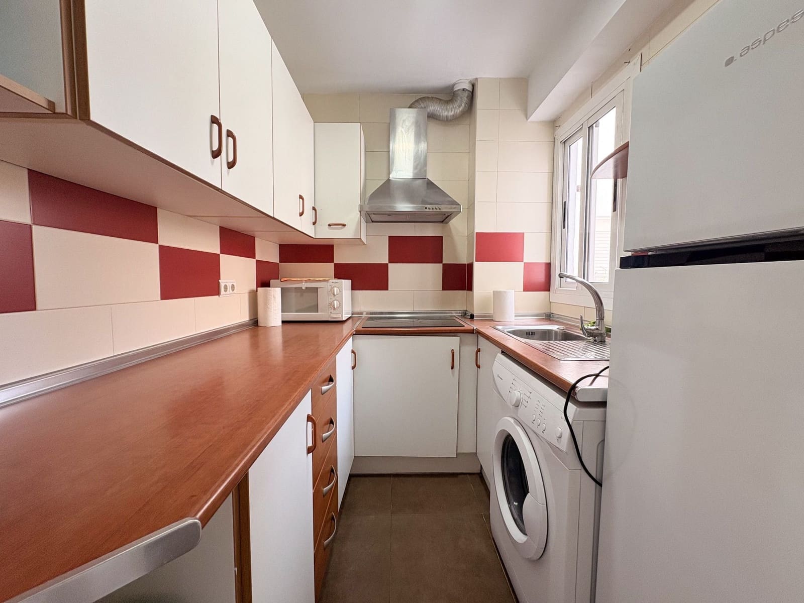 2 quarto Apartamento para arrendar em Torrevieja - 900 € (Ref: 9821795)