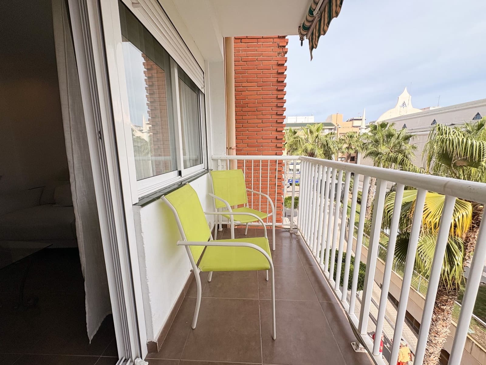 2 quarto Apartamento para arrendar em Torrevieja - 900 € (Ref: 9821795)