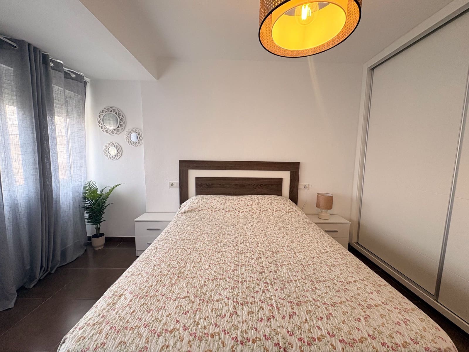 2 quarto Apartamento para arrendar em Torrevieja - 900 € (Ref: 9821795)
