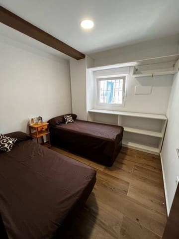 Villa/Maison de 2 chambres à louer à Los Montesinos avec piscine garage - 1 300 € (Ref: 9824655)