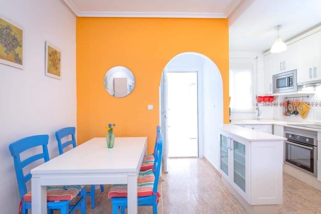 3 bedroom Villa for rent in Torrevieja with pool garage - € 1,300 (Ref: 9828247)