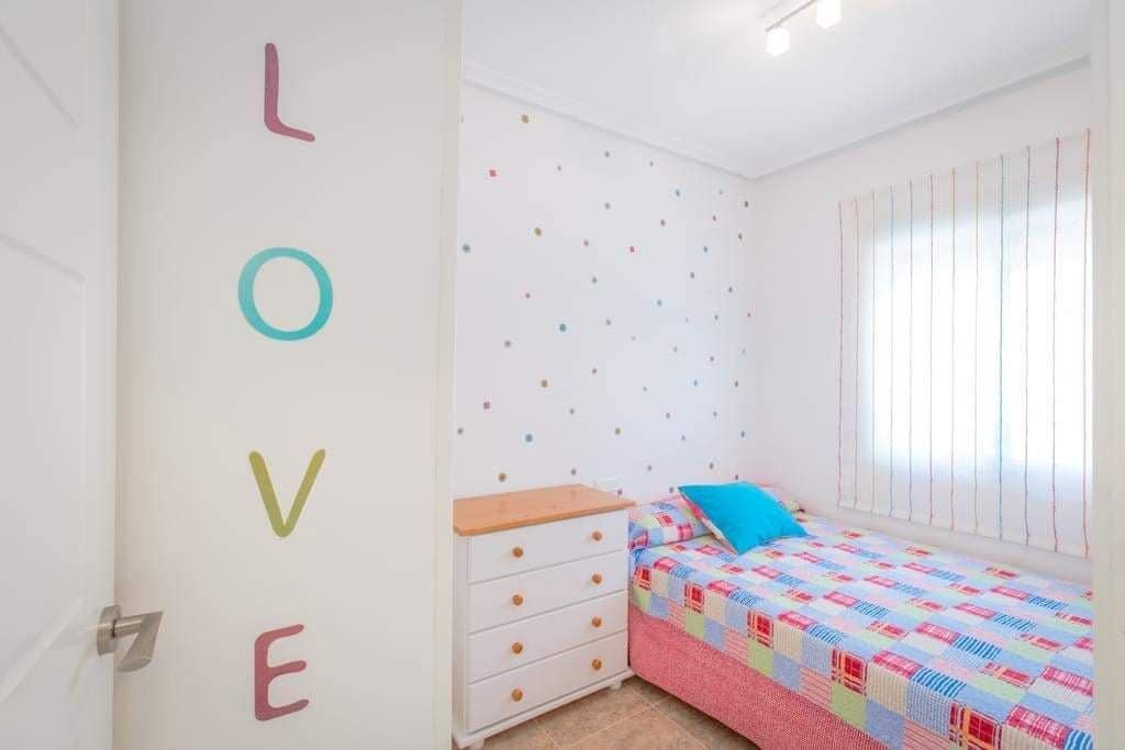 3 bedroom Villa for rent in Torrevieja with pool garage - € 1,300 (Ref: 9828247)