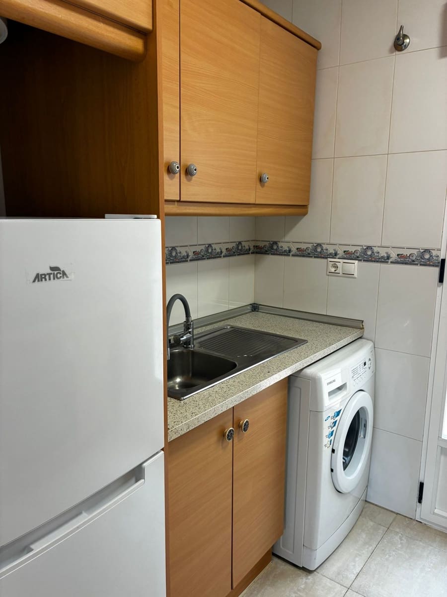 2 bedroom Flat for rent in Orihuela Costa with pool - € 950 (Ref: 9835164)