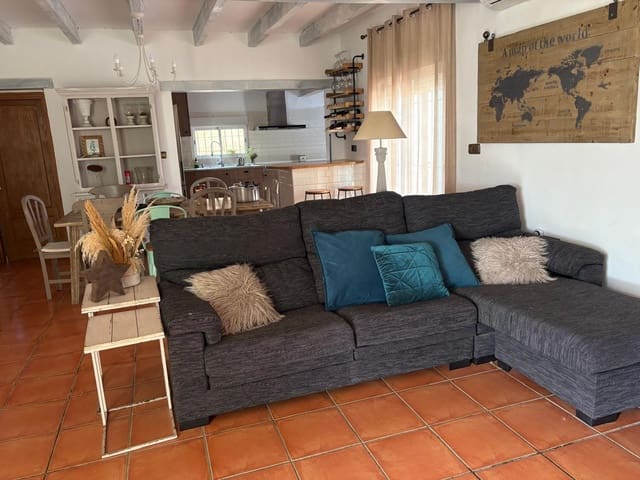 Finca/Casa Rural de 3 habitaciones en San Miguel de Salinas en alquiler con piscina garaje - 1.800 € (Ref: 9838874)