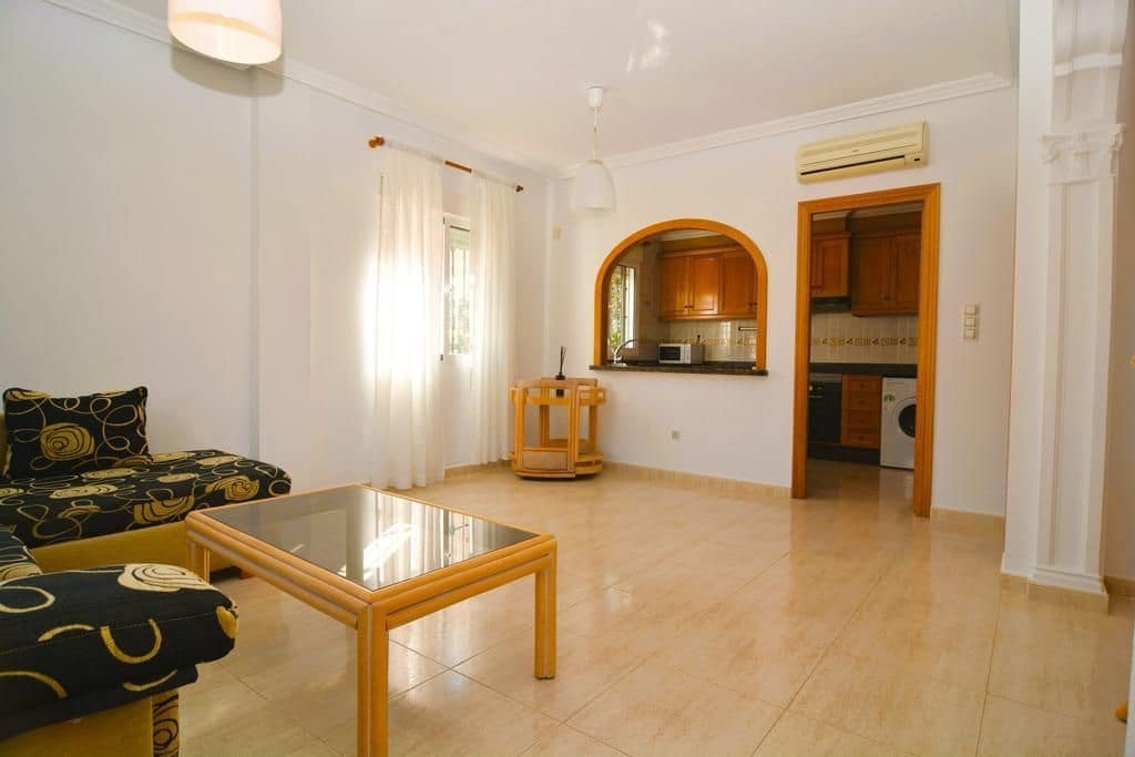 2 bedroom Semi-detached Villa for rent in Pilar de la Horadada with pool - € 1,500 (Ref: 9838875)