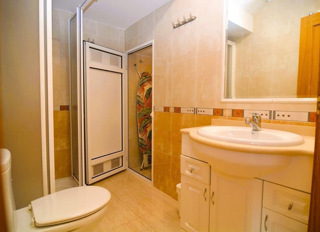 2 bedroom Semi-detached Villa for rent in Pilar de la Horadada with pool - € 1,500 (Ref: 9838875)