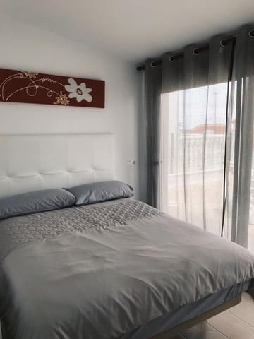 4 sovrum Villa att hyra i Pilar de la Horadada med garage - 2 000 € (Ref: 9854869)