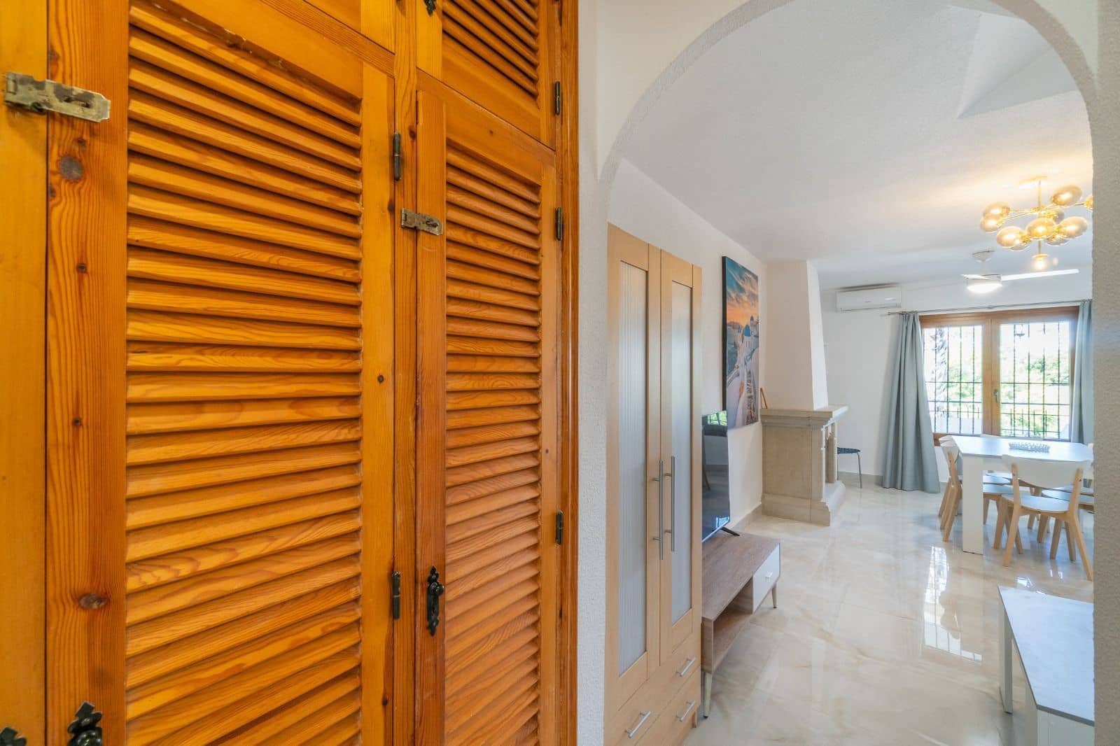3 soveværelse Semi-Rækkehus til leje i Orihuela Costa med swimmingpool - € 1.800 (Ref: 9858000)