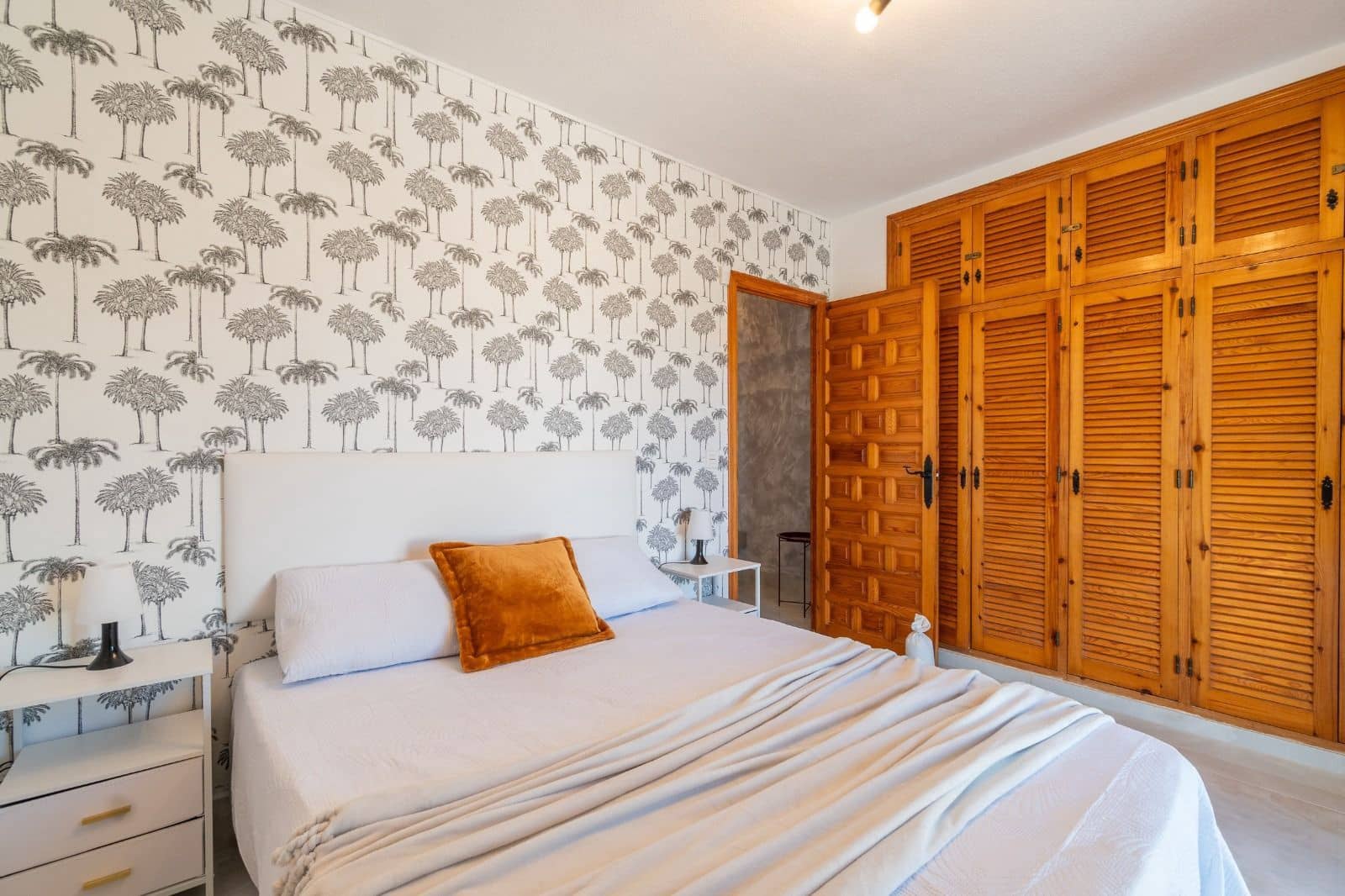3 soveværelse Semi-Rækkehus til leje i Orihuela Costa med swimmingpool - € 1.800 (Ref: 9858000)