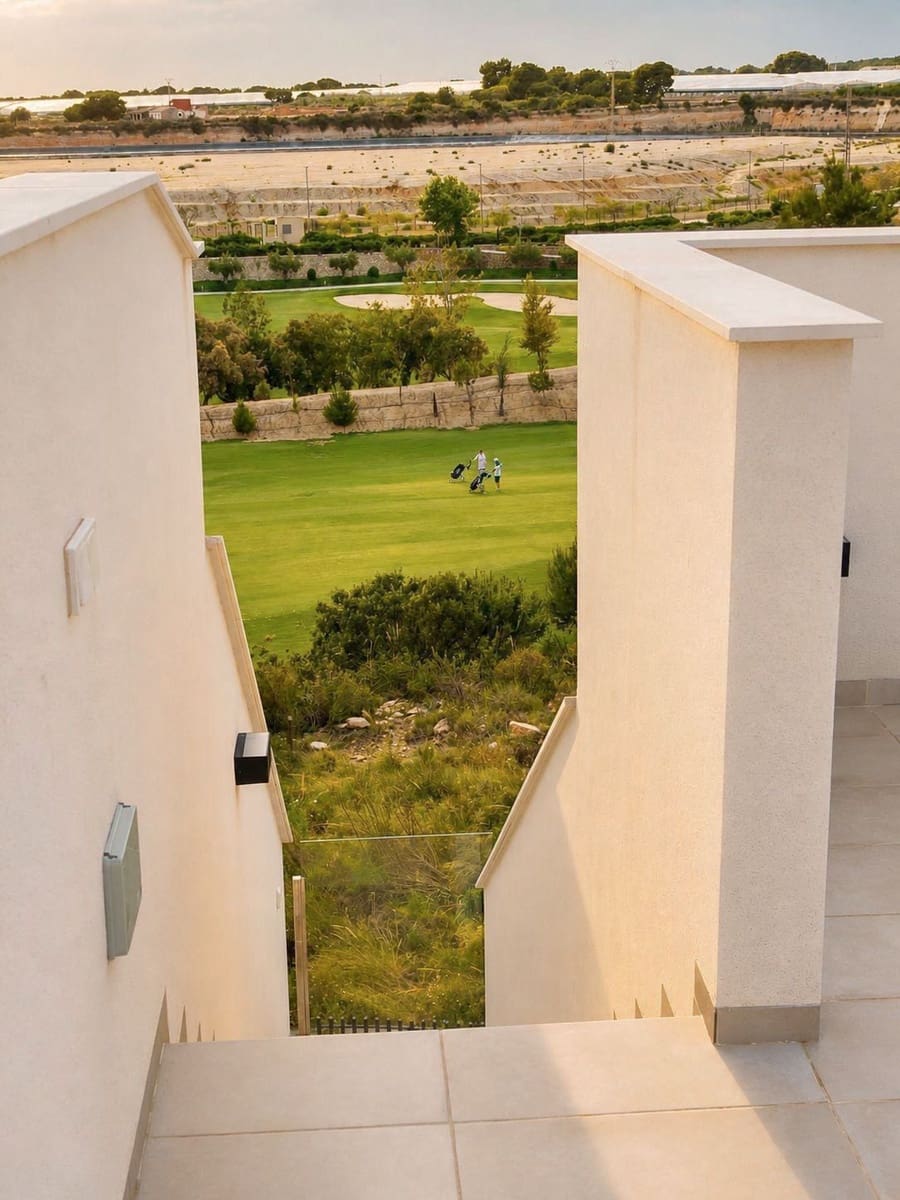 2 bedroom Flat for rent in Pilar de la Horadada with pool garage - € 2,500 (Ref: 9861516)