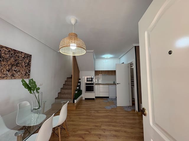 3 camera da letto Villetta Bifamiliare in vendita in Orihuela Costa, Orihuela con piscina - 285.000 € (Rif: 9868159)