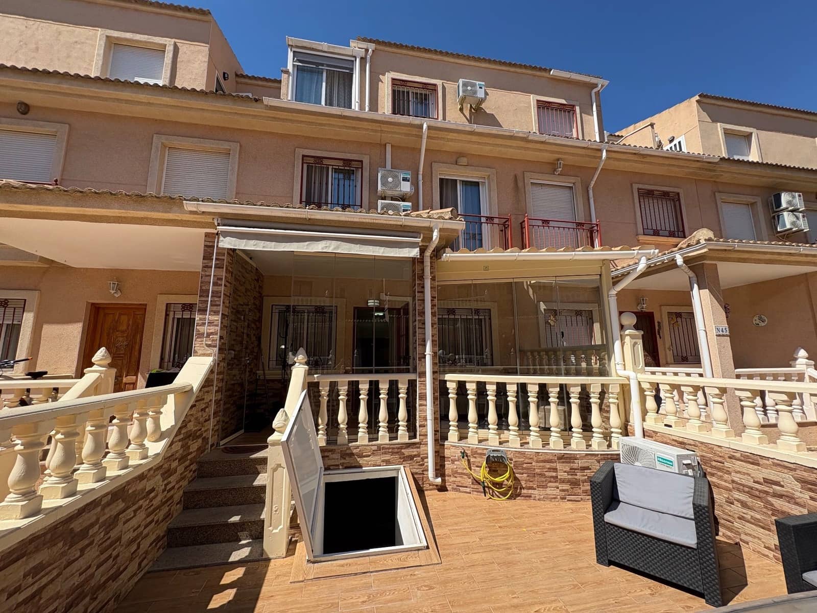 3 camera da letto Villetta Bifamiliare in vendita in Orihuela Costa con piscina - 285.000 € (Rif: 9868159)