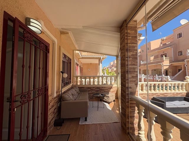 3 camera da letto Villetta Bifamiliare in vendita in Orihuela Costa, Orihuela con piscina - 285.000 € (Rif: 9868159)