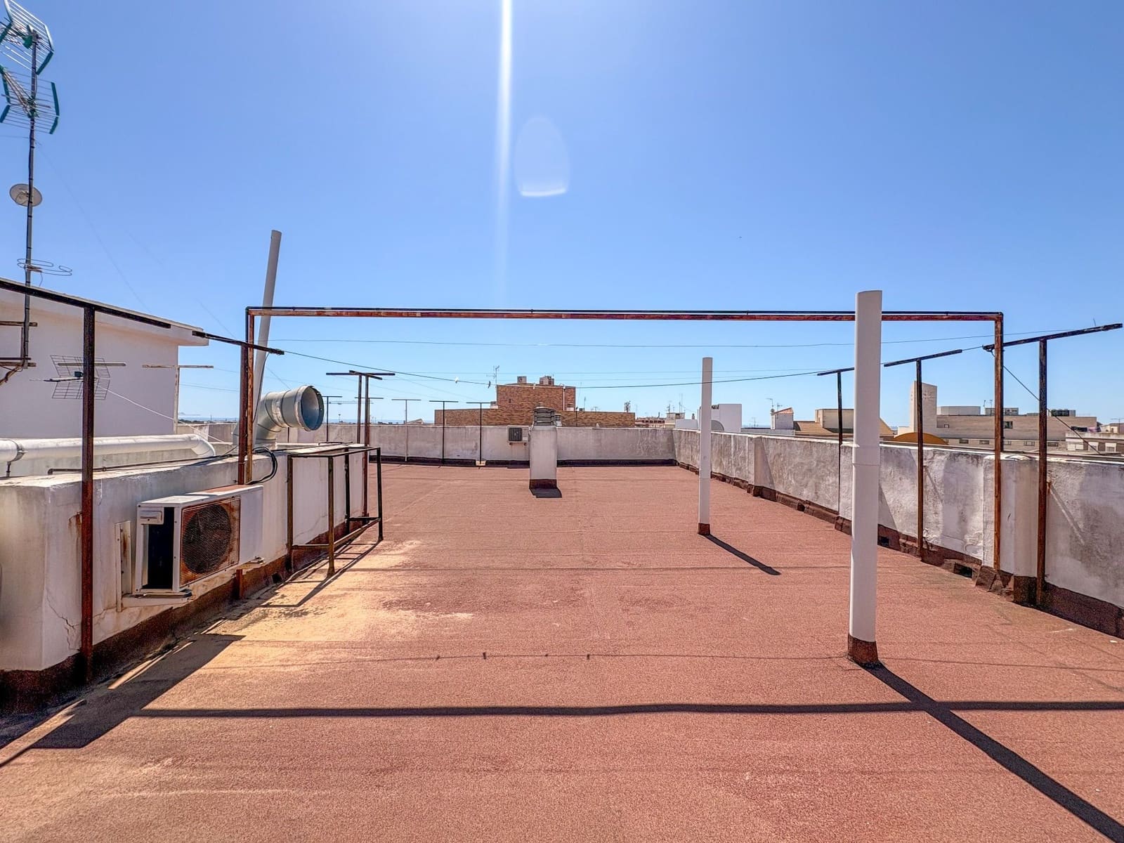 3 bedroom Flat for sale in Pilar de la Horadada with garage - € 209,900 (Ref: 9870572)