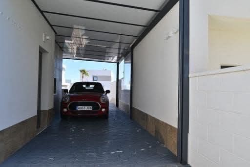 3 soveværelse Villa til salg i San Miguel de Salinas med swimmingpool garage - € 429.000 (Ref: 9877877)