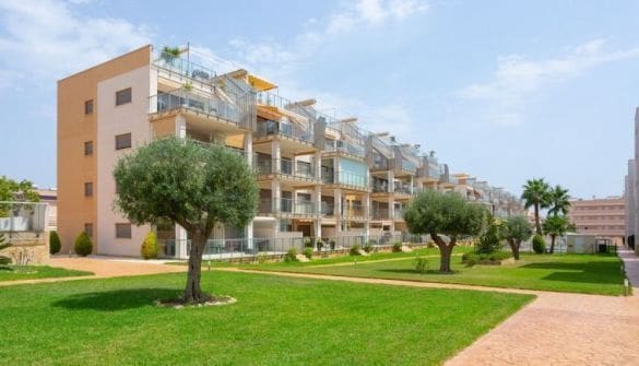 2 bedroom Apartment for sale in Orihuela Costa with pool garage - € 275,000 (Ref: 9877878)