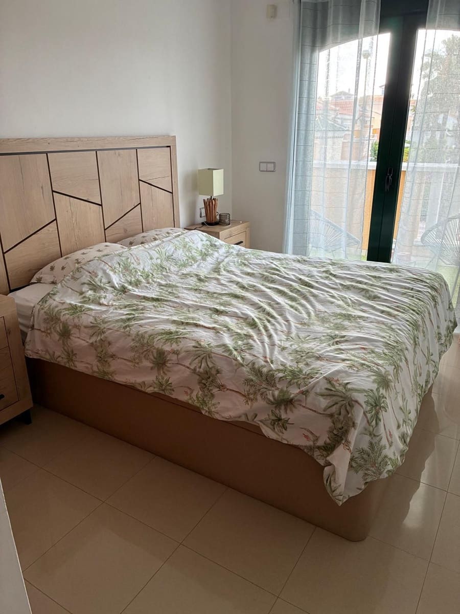 2 Zimmer Wohnung zu vermieten in Ciudad Quesada mit Pool - 1.000 € (Ref: 9895725)