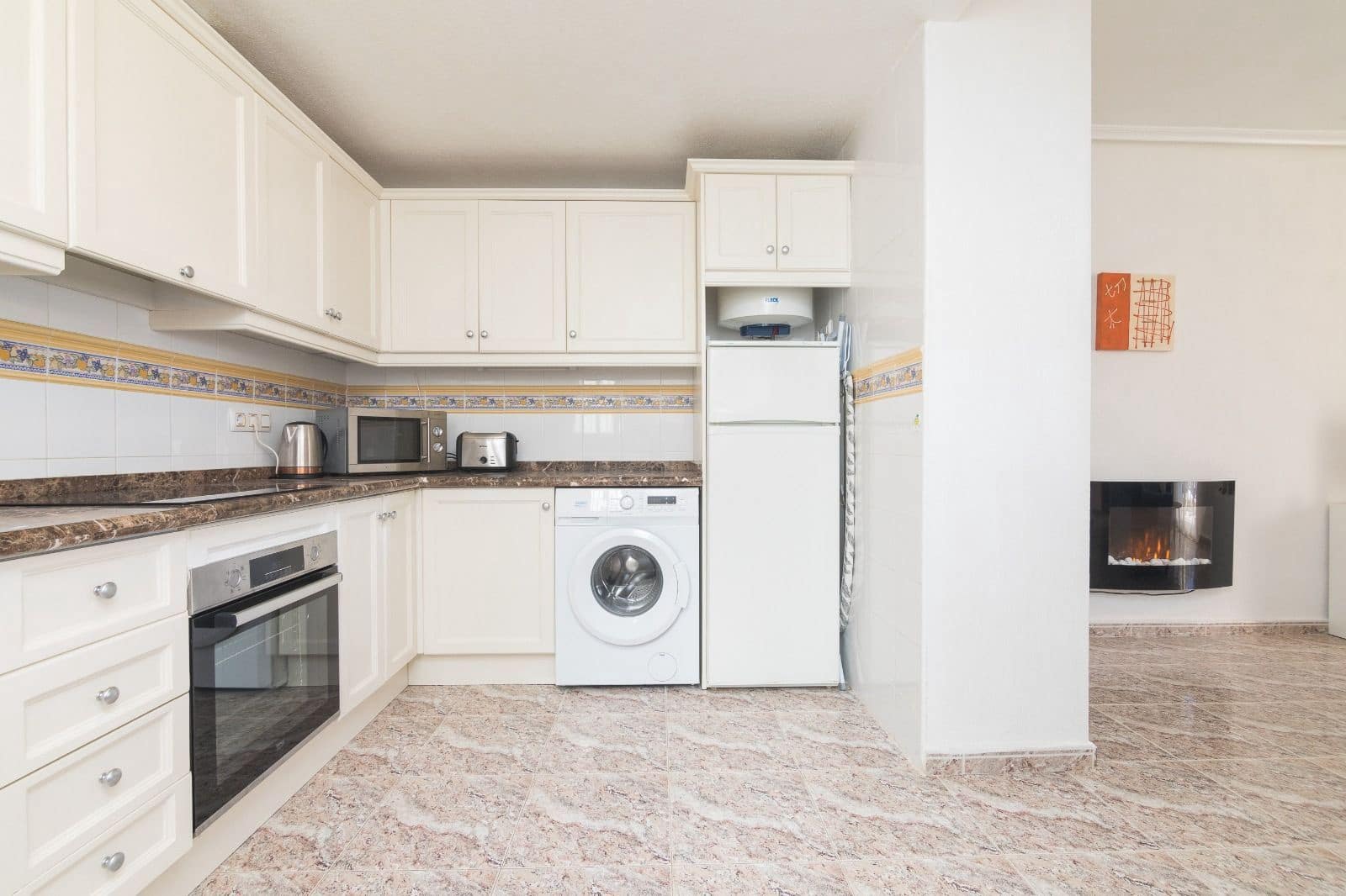 2 soverom Bungalow til leie i La Zenia med svømmebasseng garasje - € 900 (Ref: 9902776)