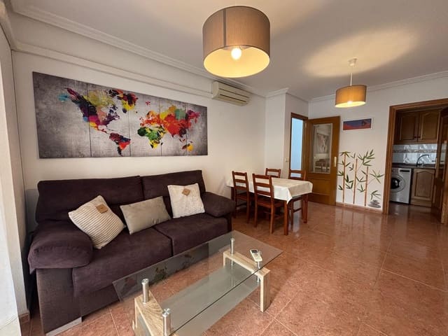 2 soverom Leilighet til leie i Torrevieja - € 800 (Ref: 9902777)