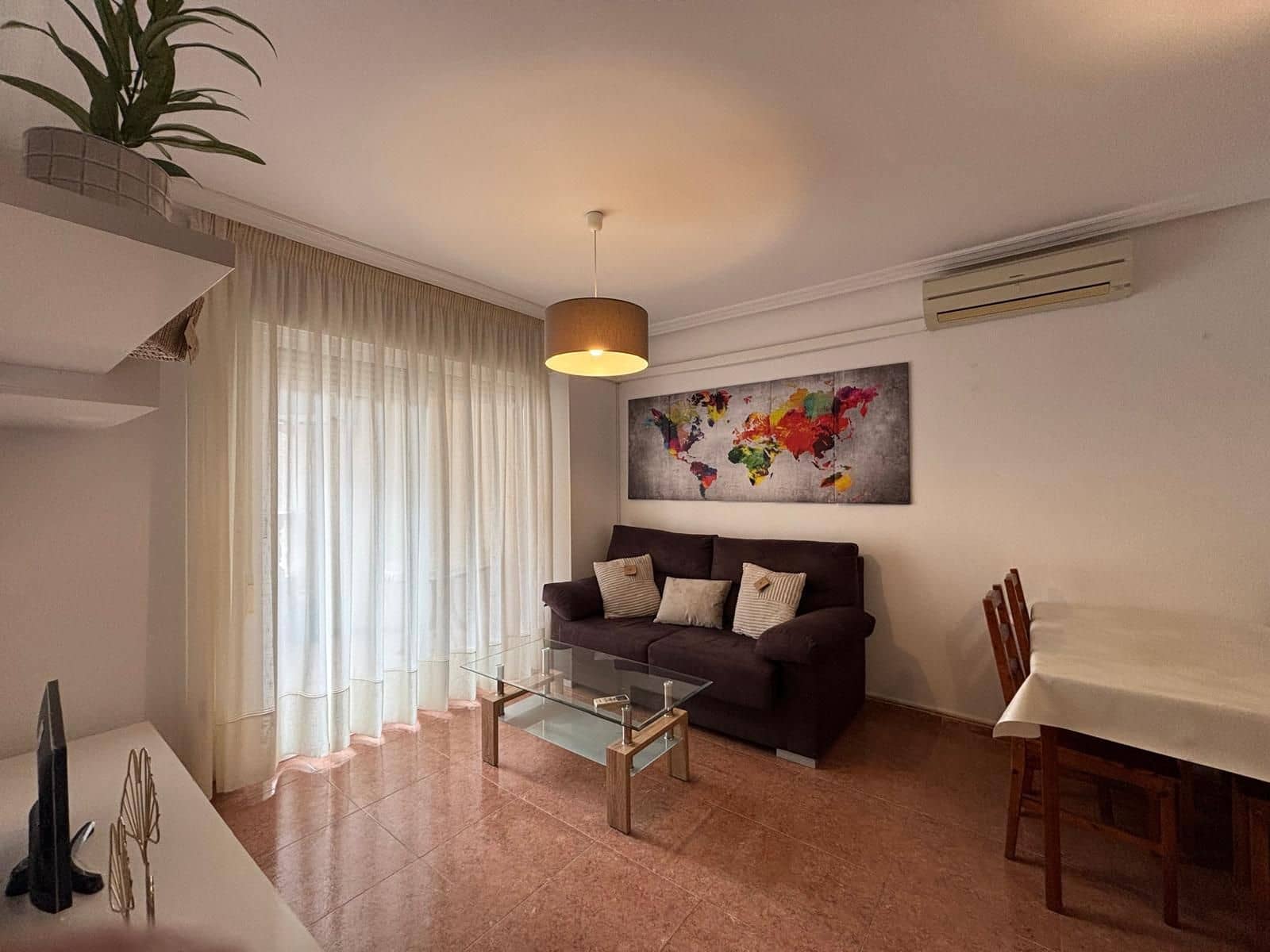 2 soverom Leilighet til leie i Torrevieja - € 800 (Ref: 9902777)