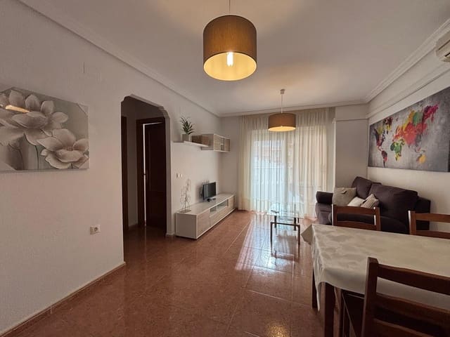 2 soverom Leilighet til leie i Torrevieja - € 800 (Ref: 9902777)