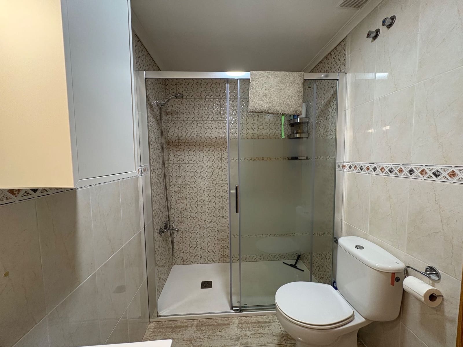 2 slaapkamer Bungalow te huur in Pilar de la Horadada met zwembad garage - € 800 (Ref: 9910005)