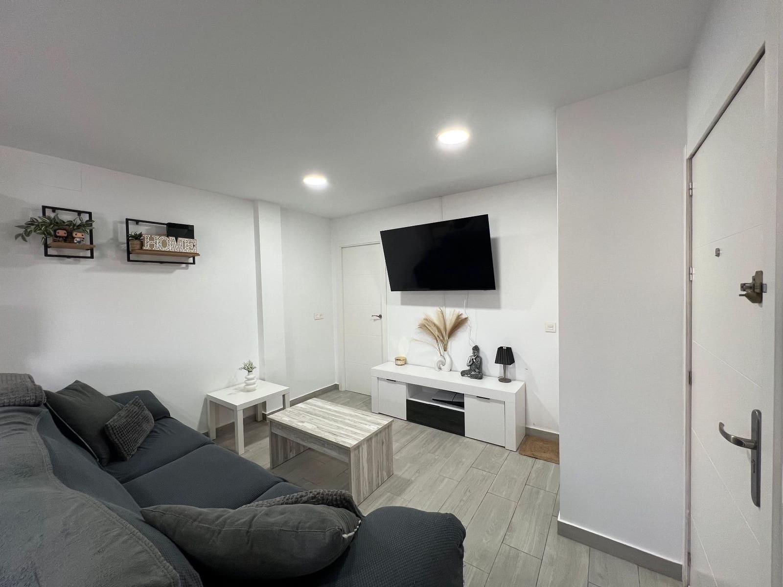 Piso de 2 habitaciones en San Pedro del Pinatar en alquiler - 800 € (Ref: 9912469)