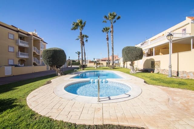 2 soveværelse Lejlighed til leje i La Zenia, Orihuela med swimmingpool garage - € 900 (Ref: 9928702)