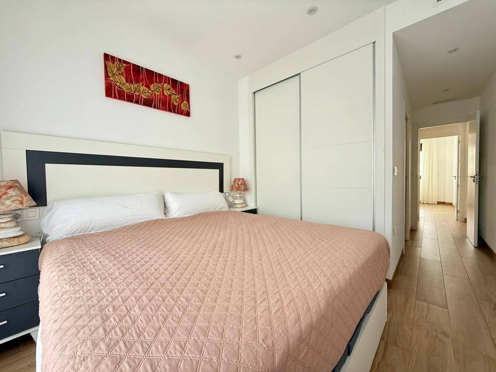 2 slaapkamer Flat te huur in Torrevieja met zwembad garage - € 1.700 (Ref: 9935477)