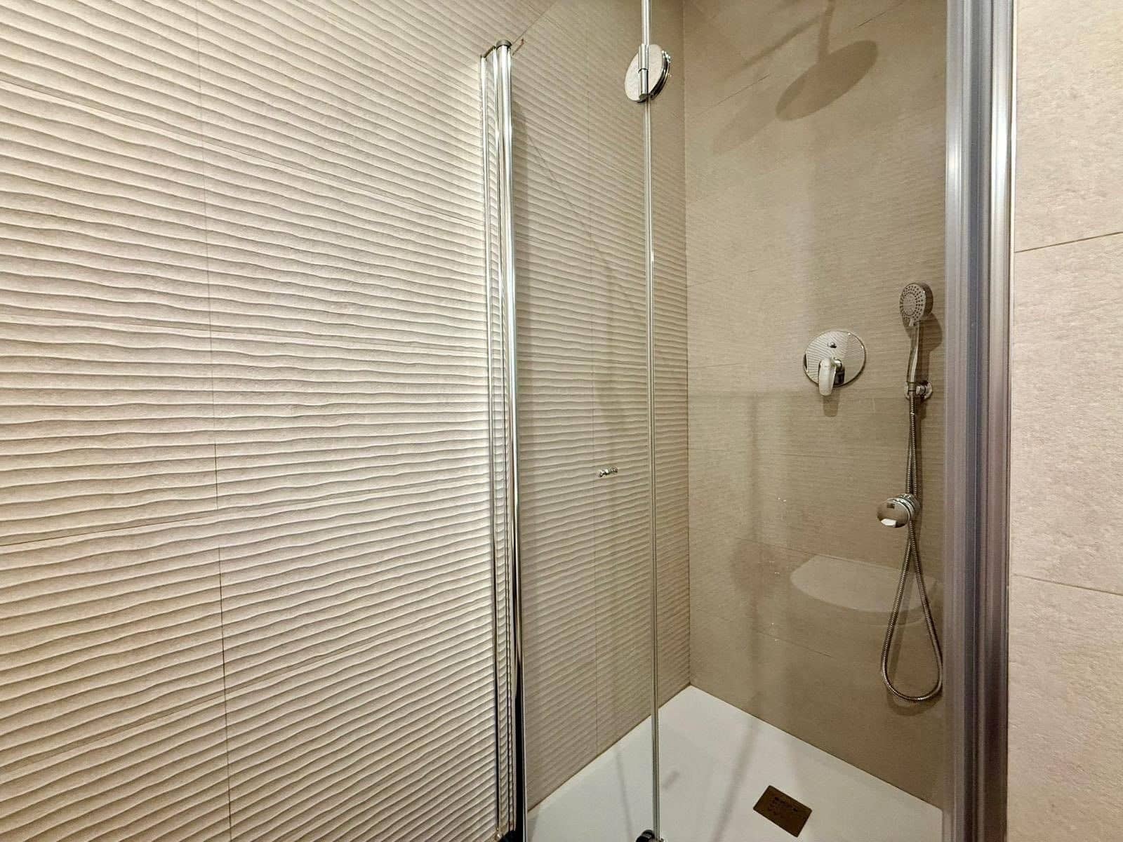 2 slaapkamer Flat te huur in Torrevieja met zwembad garage - € 1.700 (Ref: 9935477)