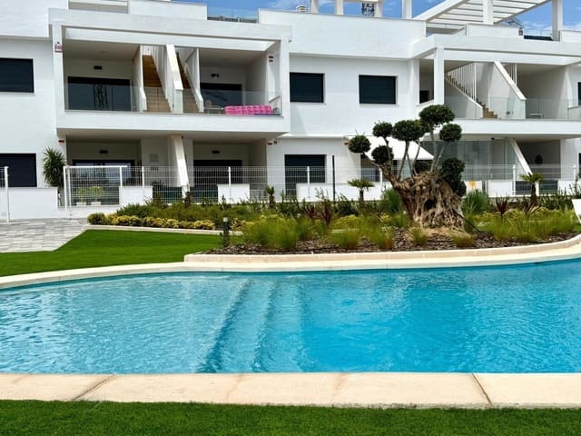 2 slaapkamer Flat te huur in Torrevieja met zwembad garage - € 1.700 (Ref: 9935477)