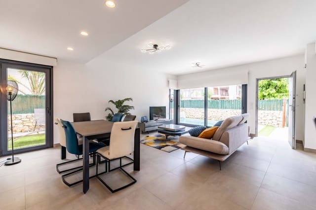 3 soverom Villa til salgs i Torre de la Horadada, Pilar de la Horadada med svømmebasseng - € 598 000 (Ref: 9935478)