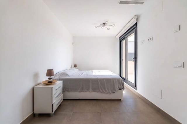 3 soverom Villa til salgs i Torre de la Horadada, Pilar de la Horadada med svømmebasseng - € 598 000 (Ref: 9935478)