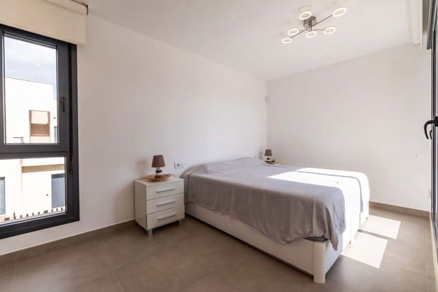 3 soverom Villa til salgs i Torre de la Horadada, Pilar de la Horadada med svømmebasseng - € 598 000 (Ref: 9935478)