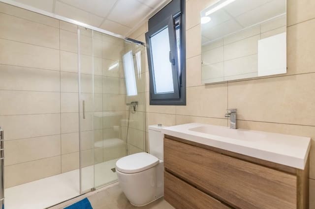 3 soverom Villa til salgs i Torre de la Horadada, Pilar de la Horadada med svømmebasseng - € 598 000 (Ref: 9935478)